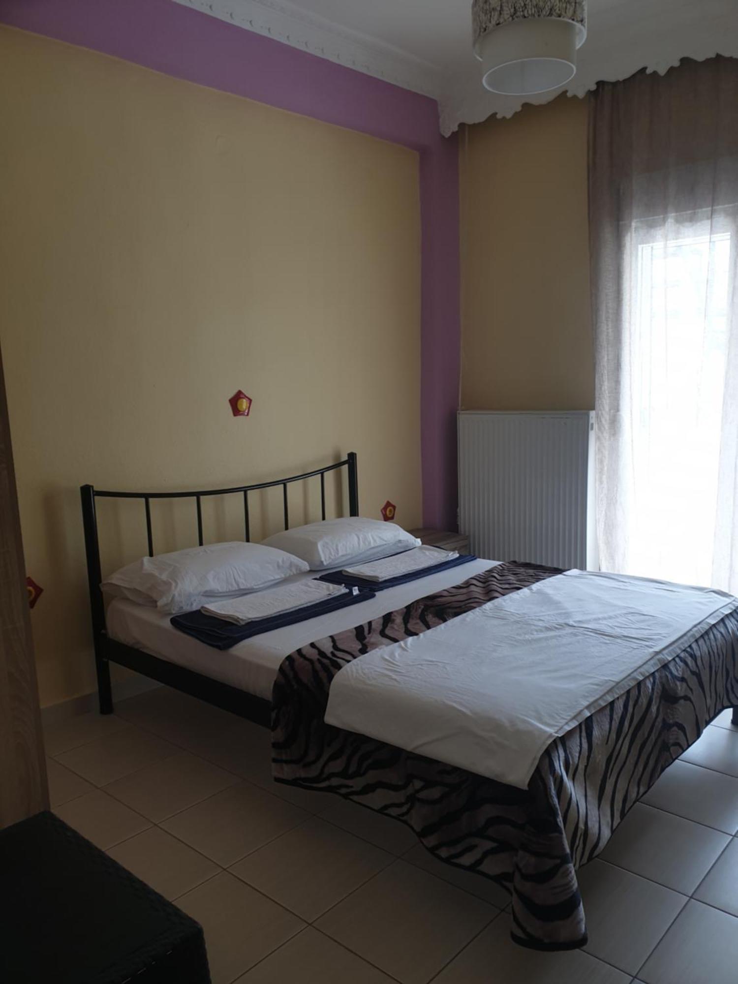 Plaza Apartments Nea Vrasna Ngoại thất bức ảnh